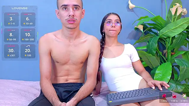cristal antoni online show from September 2025 02:01:01 PM