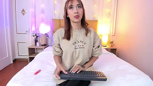 Vale Russo online show from January 2025 05:26:01 PM