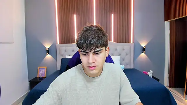 Tommy18   online show from October 2025 03:30:02 AM
