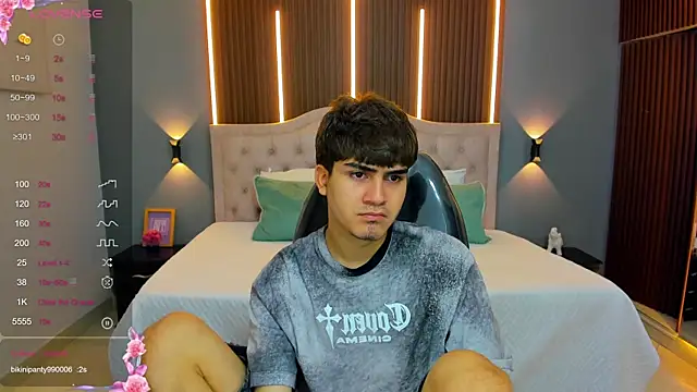 Snapshot of Tommy18__ chatting on July 2026 03:29:02 AM Tommy18 online show from July 2026 03:29:02 AM