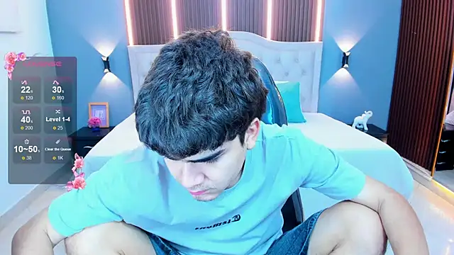 Snapshot of Tommy18__ chatting on July 2026 03:17:02 AM Tommy18 online show from July 2026 03:17:02 AM