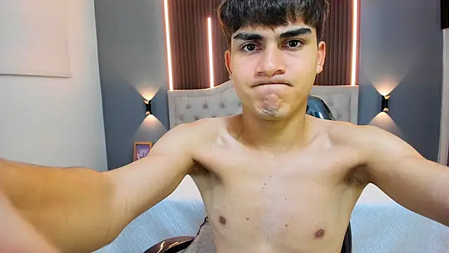 Tommy18   online show from November 2025 03:45:02 AM