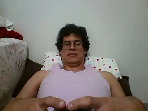 Snapshot of AgneloFly chatting on May 2026 02:58:01 AM AgneloFly online show from May 2026 02:58:01 AM