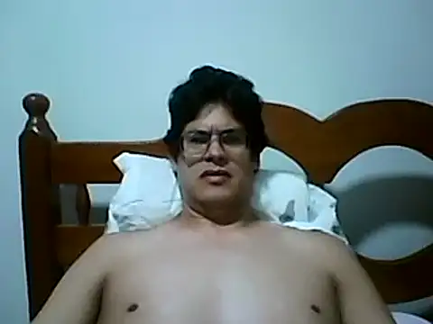 AgneloFly online show from January 2025 11:38:01 PM