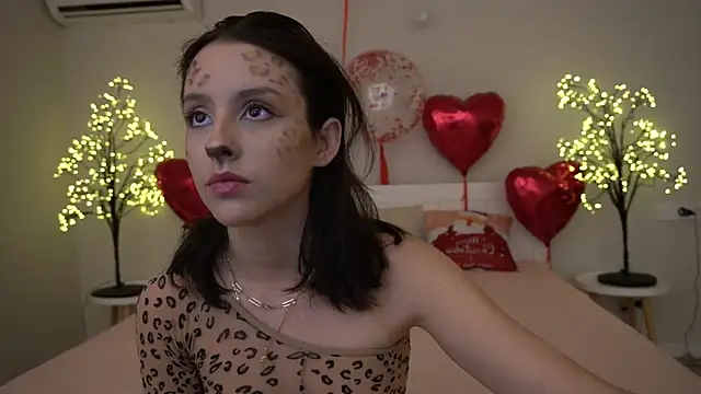 Snapshot of AnnaElys chatting on February 2025 09:31:01 PM AnnaElys online show from February 2025 09:31:01 PM