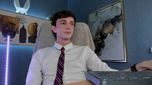 John Weasley online show from November 2025 09:19:01 PM