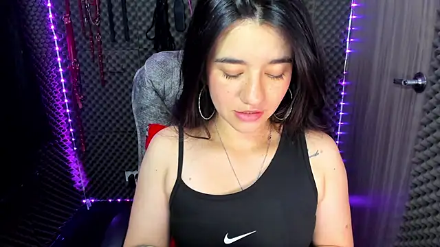 lilihot  online show from March 2025 04:07:02 PM