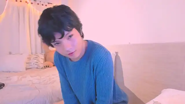 AllanYong18 online show from November 2025 05:22:01 AM