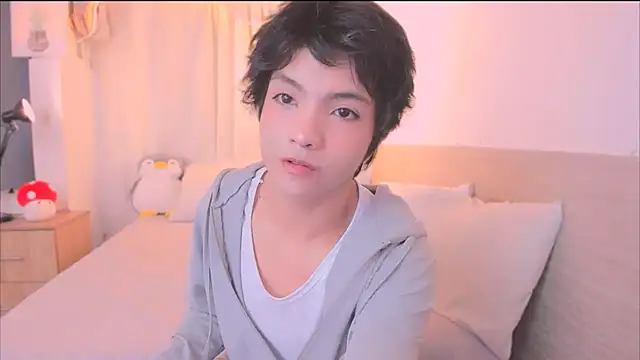 AllanYong18 online show from February 2026 11:41:01 AM