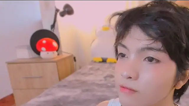 AllanYong18 online show from March 2026 02:54:01 PM