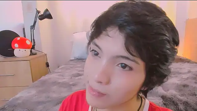 AllanYong18 online show from March 2026 08:21:02 PM