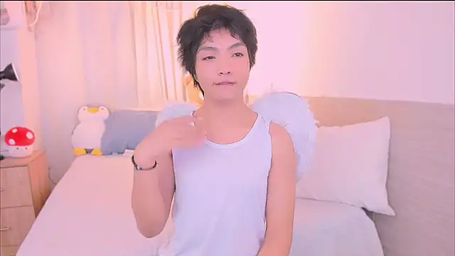 AllanYong18 online show from January 2026 06:31:01 AM