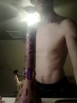 Snapshot of LitHippieBaby420 chatting on February 2025 12:24:02 PM LitHippieBaby420 online show from February 2025 12:24:02 PM