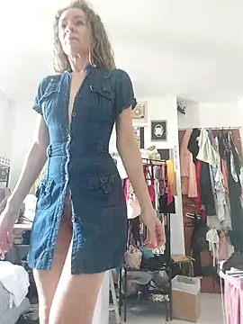 Snapshot of antonelawow chatting on October 2025 07:13:02 PM antonelawow online show from October 2025 07:13:02 PM