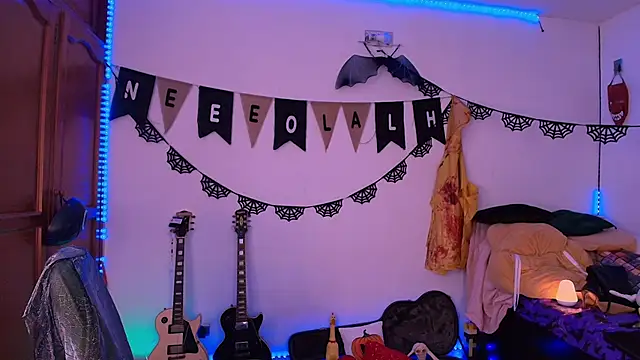 Snapshot of antonelawow chatting on October 2025 08:21:01 PM antonelawow online show from October 2025 08:21:01 PM