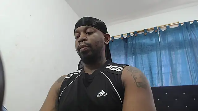 Snapshot of strong__anthony chatting on April 2026 06:15:01 PM strong anthony online show from April 2026 06:15:01 PM