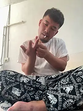 zxb757369 online show from May 2026 05:48:01 AM