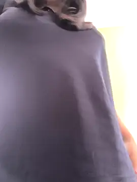 morecita29 online show from October 2025 01:31:01 PM