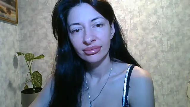 LissaBlossom online show from May 2026 04:12:02 AM