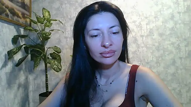 Snapshot of LissaBlossom chatting on June 2026 02:43:02 AM LissaBlossom online show from June 2026 02:43:02 AM