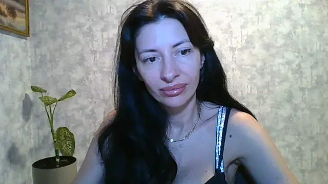 LissaBlossom online show from June 2026 02:45:02 AM