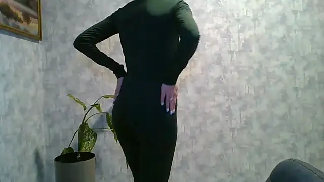 LissaBlossom online show from May 2026 02:38:01 AM