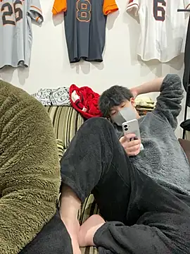 K0718 online show from February 2026 10:37:02 AM