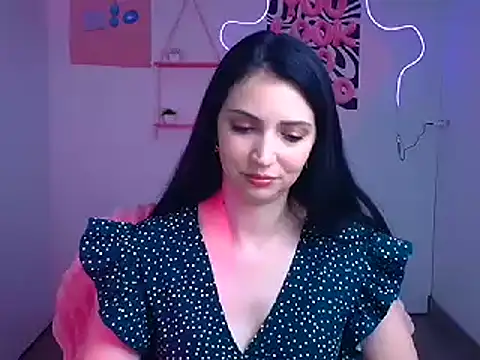 Amalia amor online show from November 2025 12:44:02 PM