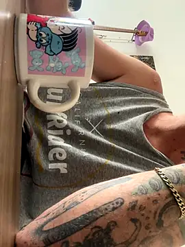 Snapshot of xtrppyx chatting on October 2025 10:52:01 AM xtrppyx online show from October 2025 10:52:01 AM