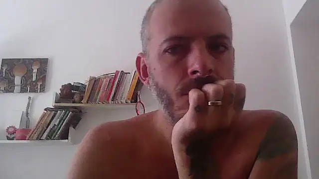xtrppyx online show from October 2025 11:08:02 AM