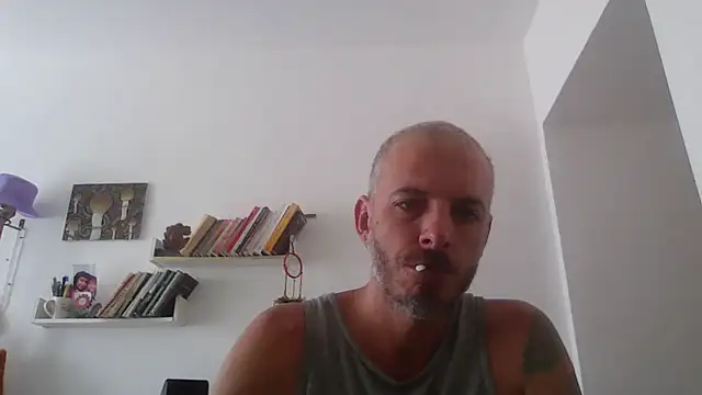 Snapshot of xtrppyx chatting on October 2025 12:57:02 PM xtrppyx online show from October 2025 12:57:02 PM