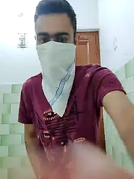 Snapshot of TOPMOON001 chatting on March 2025 07:49:02 PM TOPMOON001 online show from March 2025 07:49:02 PM