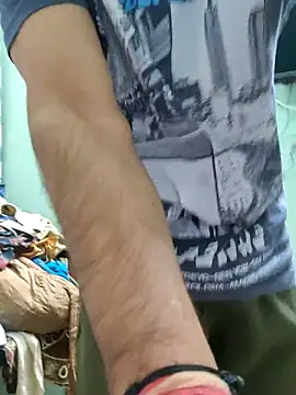 TOPMOON001 online show from November 2025 05:19:02 AM