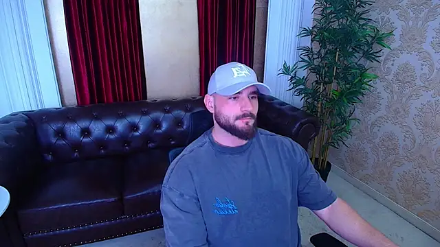 AdamJamesonn online show from November 2025 05:24:02 AM