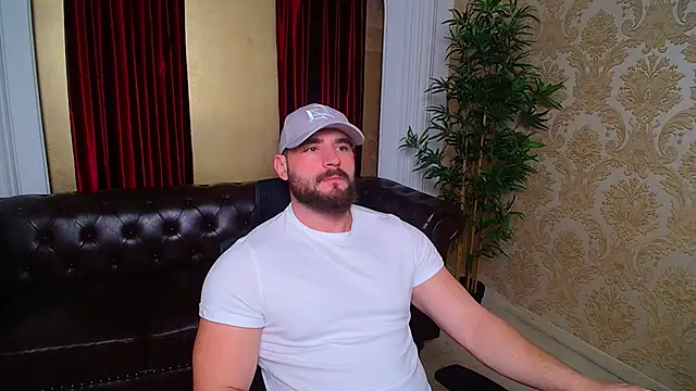 AdamJamesonn online show from November 2025 05:55:02 AM