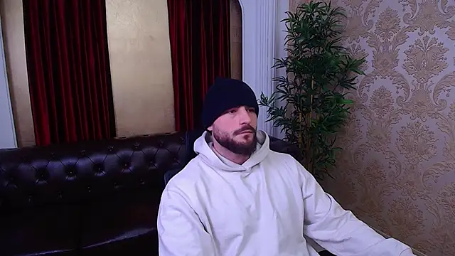 AdamJamesonn online show from January 2026 06:42:01 AM