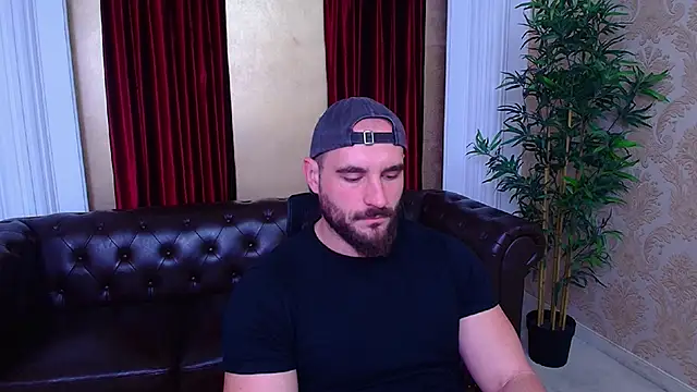 AdamJamesonn online show from September 2025 05:24:02 AM