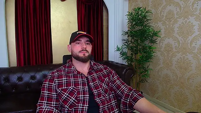 AdamJamesonn online show from November 2025 05:25:01 AM