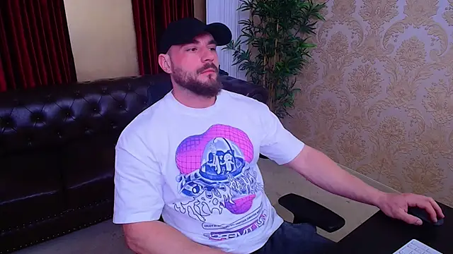 AdamJamesonn online show from April 2026 04:58:02 AM