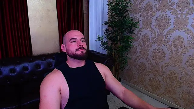 AdamJamesonn online show from October 2025 04:55:02 AM