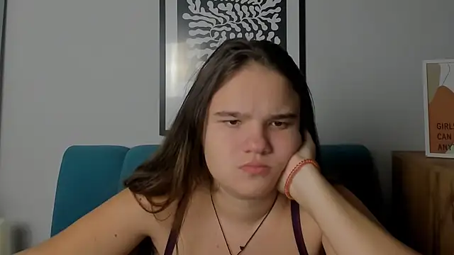 Snapshot of AdeleCruz chatting on December 2025 01:12:02 PM AdeleCruz online show from December 2025 01:12:02 PM