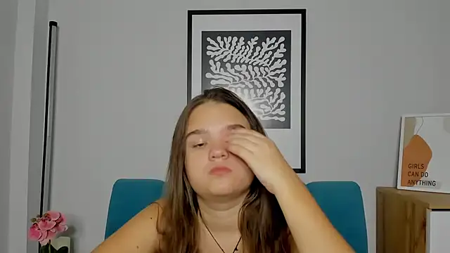 Snapshot of AdeleCruz chatting on November 2025 08:06:02 AM AdeleCruz online show from November 2025 08:06:02 AM