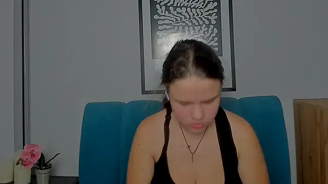 AdeleCruz online show from February 2026 01:21:02 PM