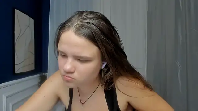 AdeleCruz online show from March 2026 01:12:02 PM