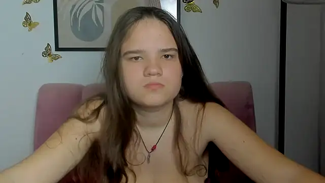 AdeleCruz online show from April 2026 11:46:02 AM