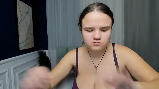 AdeleCruz online show from January 2026 01:04:02 PM