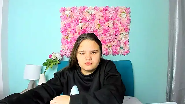 AdeleCruz online show from February 2025 12:59:01 PM