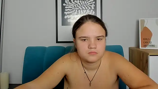 Snapshot of AdeleCruz chatting on November 2025 01:10:02 PM AdeleCruz online show from November 2025 01:10:02 PM