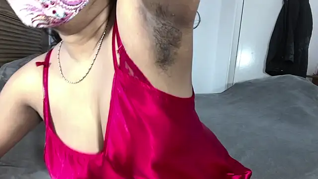 ArathyNambyarMallu online show from December 2025 11:20:02 AM