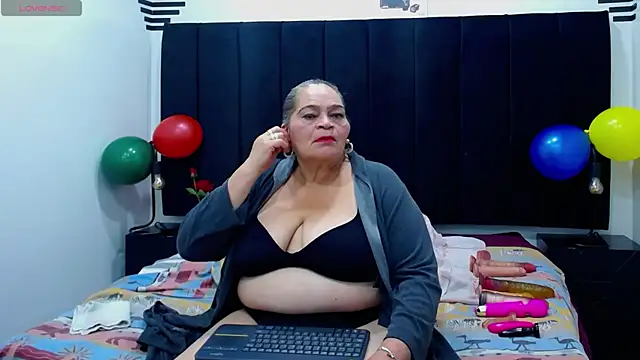 VickyBoobss online show from October 2025 07:57:02 PM